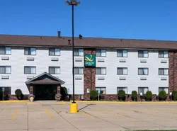 Quality Inn & Suites Bloomington I-55 and I-74