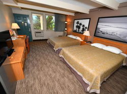 Costa Mesa Inn - Newport Beach Area