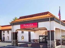 Ramada by Wyndham Hendersonville