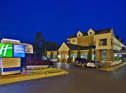 Holiday Inn Express Mackinaw City, an IHG Hotel
