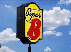 Travelodge by Wyndham Rockford South