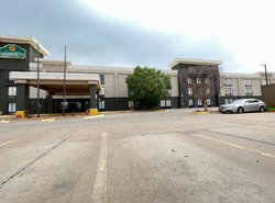 La Quinta by Wyndham Salina