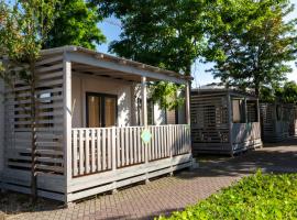 hu Roma Camping In Town Accommodation New York