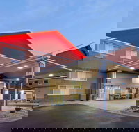 AmericInn by Wyndham Wausau - Accommodation New York