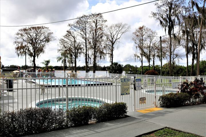 Howard Johnson By Wyndham Lake Front Park Kissimmee - thumb 5