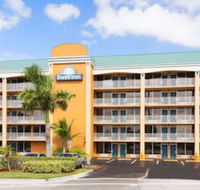Days Inn by Wyndham Fort Lauderdale-Oakland Park Airport N - Accommodation New York