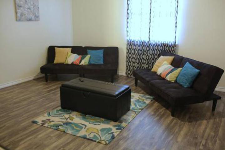 !!!Comfortable Stay Five Minutes Away!!! - thumb 4