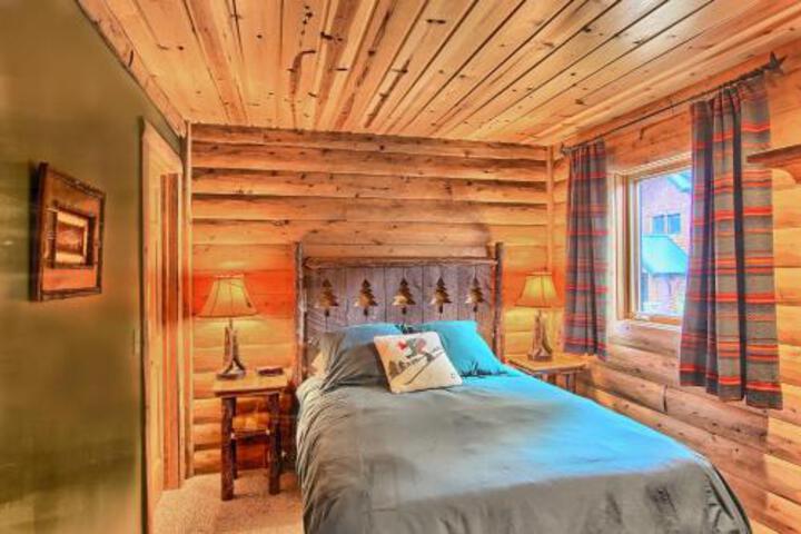 839 Mountain Cabin - thumb 1