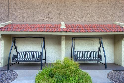 129 Now Renting For 2019 Barrett J - thumb 6