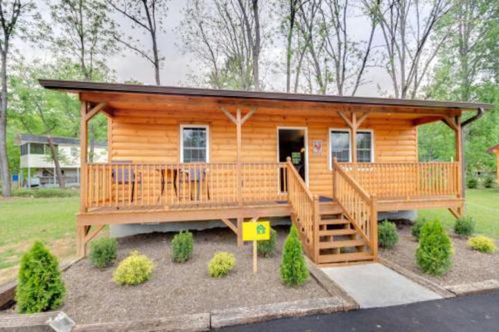 Newly Built Smoky Mtn Cabin Near Bryson City! - thumb 4
