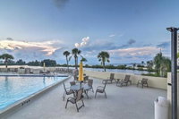 Gulf View Hudson Condo in Beachfront Resort
