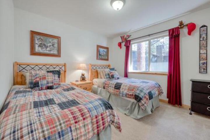 Bluejay Beauty - thumb 3