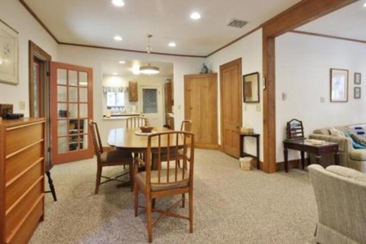 10 Merrill Avenue Home - thumb 5