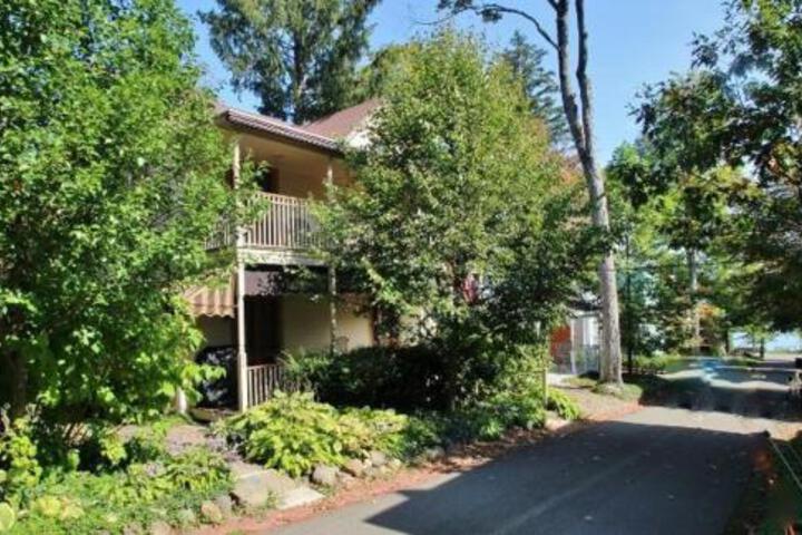10 Merrill Avenue Home - thumb 4
