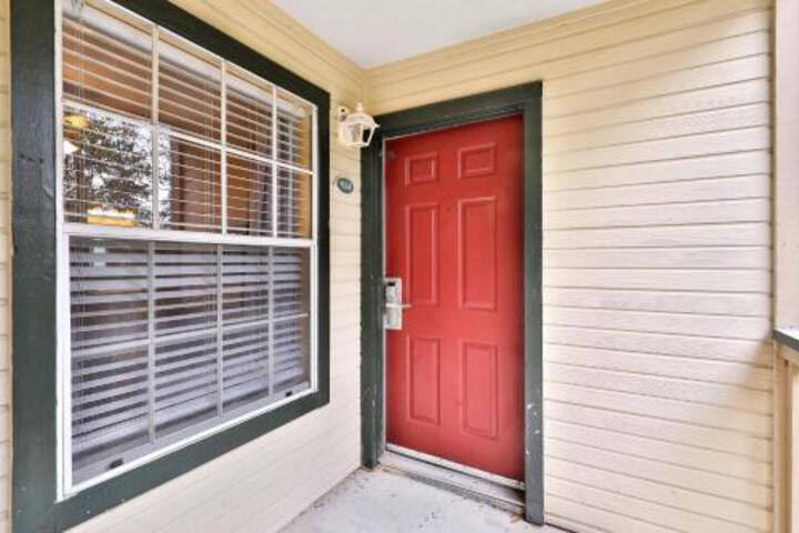 The Lovely Savanna - thumb 1