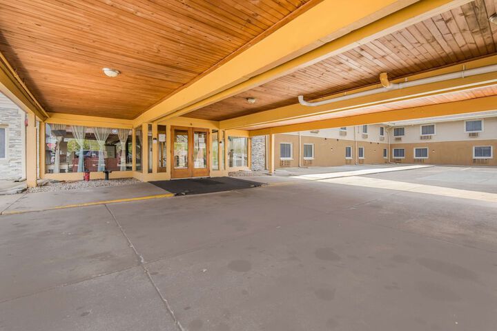 Rodeway Inn - thumb 2