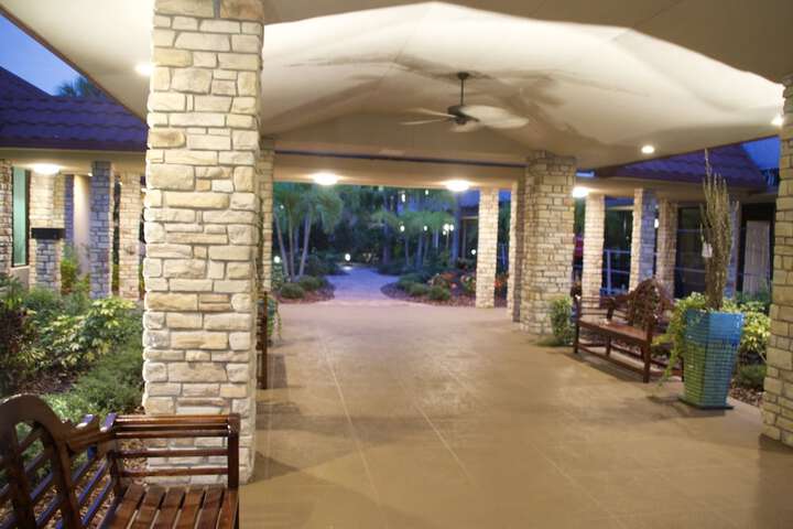 The Suites At Magic Tree - thumb 1