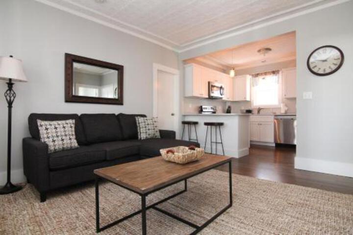 New One Bedroom Apartment Near Lake Winnipesaukee - thumb 1