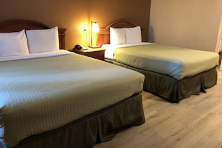 Valley Inn - thumb 0