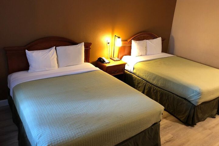 Valley Inn - thumb 3