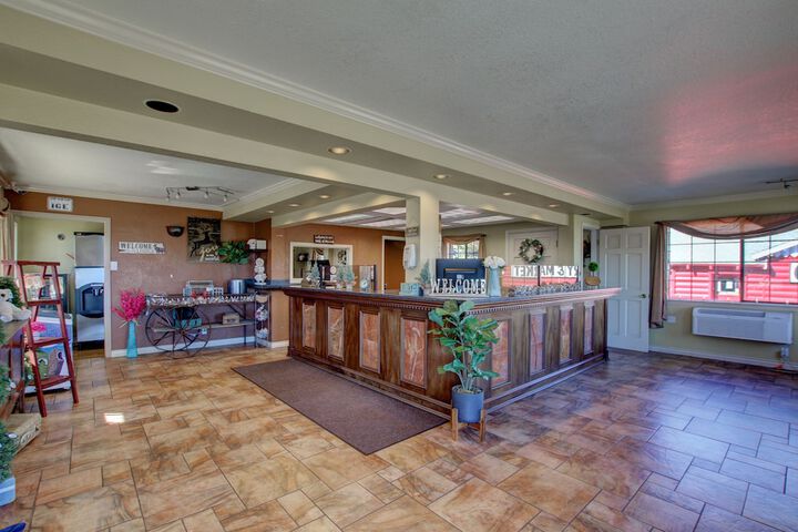 Lake View Lodge - thumb 1