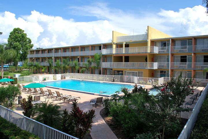 Howard Johnson By Wyndham Tropical Palms Kissimmee - thumb 4