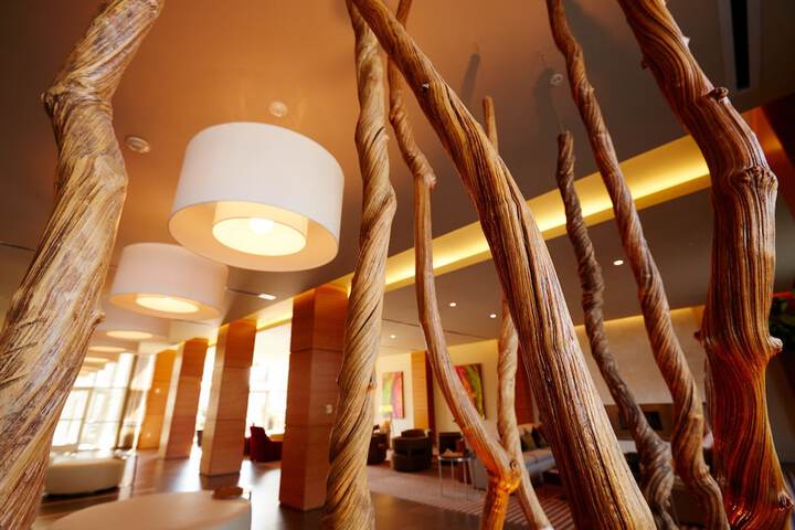 I Hotel And Conference Center - thumb 1