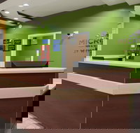 Microtel Inn  Suites by Wyndham Rogers - Accommodation New York