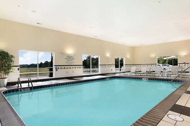 Fairfield Inn & Suites By Marriott Weirton - thumb 2