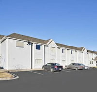 Americas Best Value Inn  Suites Ada - Accommodation New York