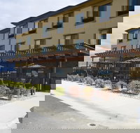 Holiday Inn Express Hotel  Suites Belgrade an IHG Hotel - Accommodation New York