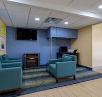 Days Inn by Wyndham Augusta - Accommodation New York