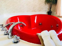 Donnas Premier Lodging