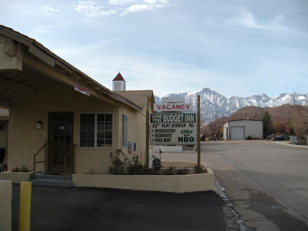 Lone Pine Budget Inn - thumb 3