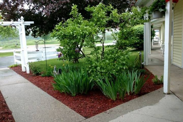 Honor Motel - thumb 1