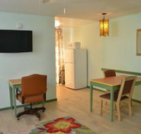 Sandpiper Springs Spa  Retreat - Accommodation New York