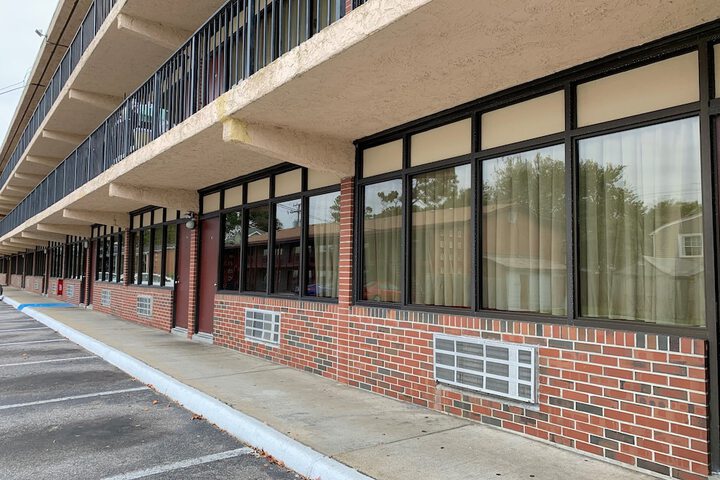 MacThrift Motor Inn - thumb 1
