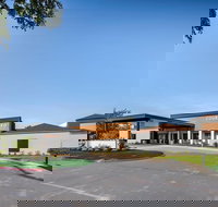 Courtyard by Marriott Addison Midway - Accommodation New York