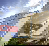 Comfort Suites at Woodbridge - Accommodation New York