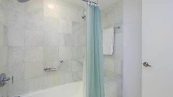 1 BR Ocean View At Marenas By Airpads - thumb 2