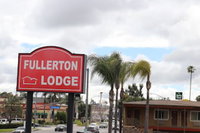 Fullerton Lodge
