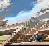 Holiday Inn Express Ada an IHG Hotel - Accommodation New York