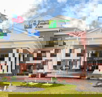 Holiday Inn Express  Suites Ashland an IHG Hotel - Accommodation New York