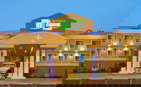 Holiday Inn Express  Suites Alexandria an IHG Hotel