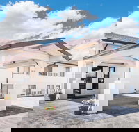 Super 8 by Wyndham Belle Fourche SD - Accommodation New York