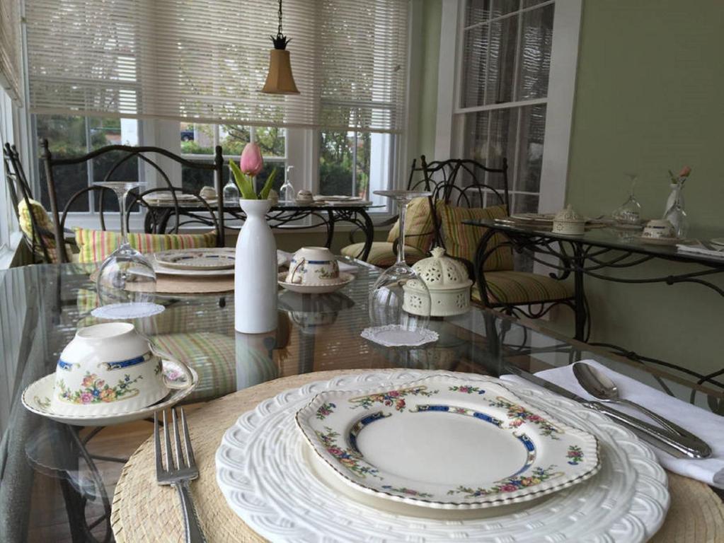 123 North Main B & B - thumb 2