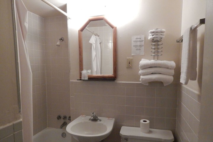 Valley Inn - thumb 6