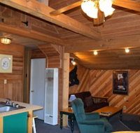 June Lake Pines - Accommodation New York