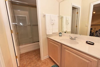 343glen 5 Bedroom Villa By Redawning - thumb 3