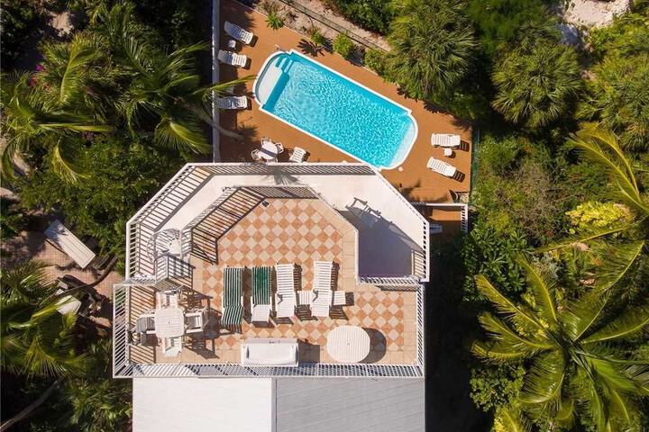 038 Island Queen - thumb 4